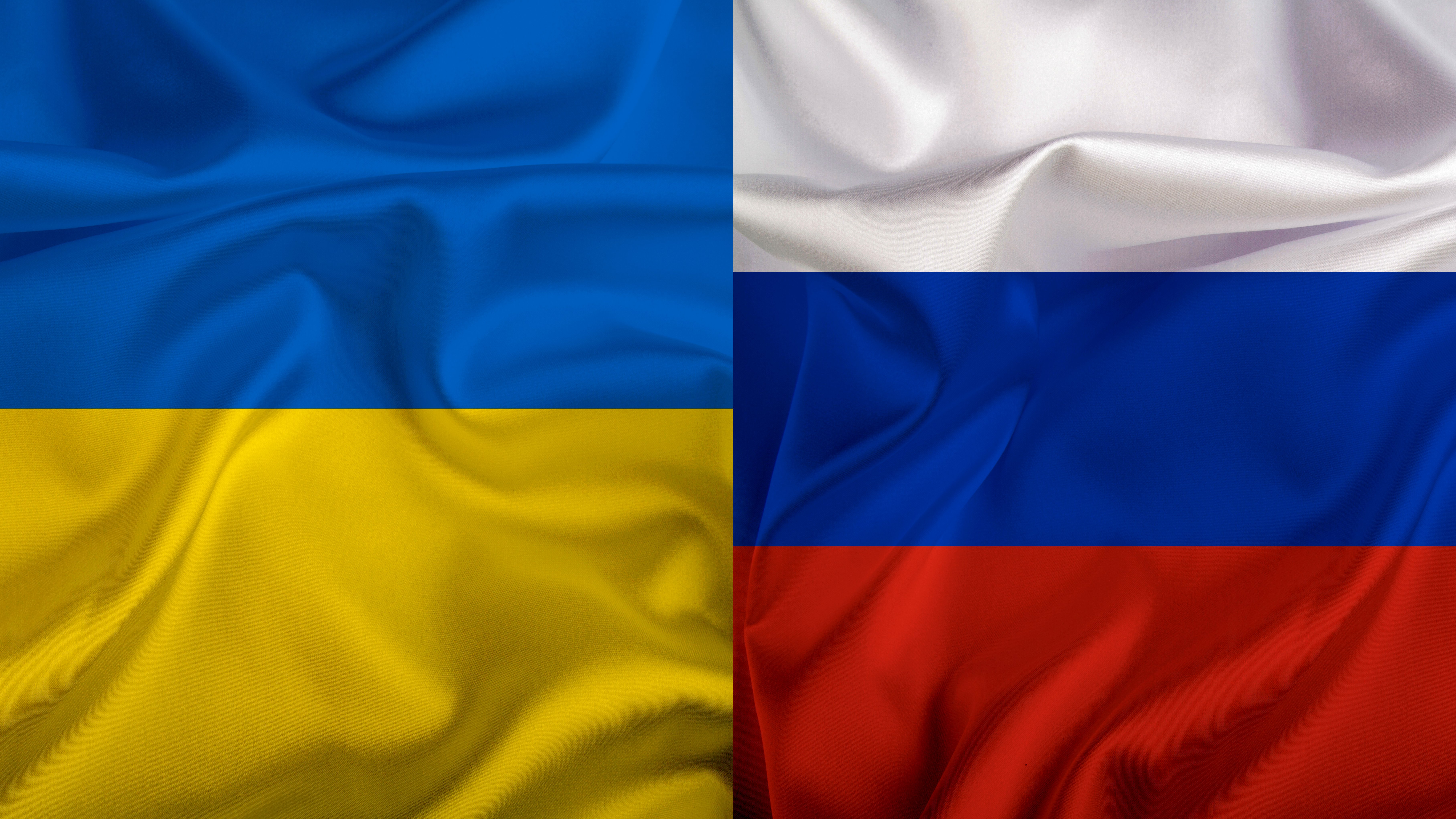 Ukraines flag og Ruslands flag