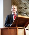 Europaminister Nicolai Wammen medgiver, at op mod 80 procent af dagsordenen for et EU-formandskab er givet på forhånd. Alligevel mener han, at varetagelsen af formandskabet for EU er af stor betydning for Danmark. Vi sidder for bordenden og har serveret