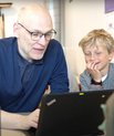 Analyser af tusindvis af tekster gjorde det muligt for et forskerteam ved Aarhus Universitet at opdage nye skriftsprogsstadier  hos skolebørn sammen med Writereader-direktør Janus Madsen. Foto: Writereader/PR